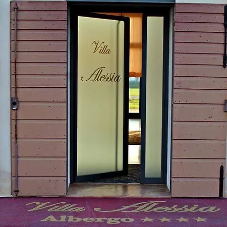 Alessia Hotel 4*